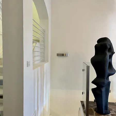 Pietrosa Villa *